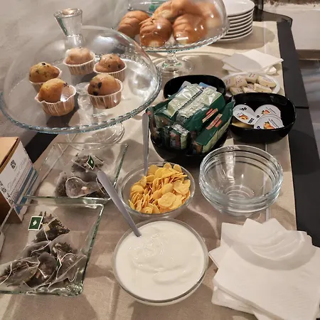 Palazzo Ferretti - Scavi 4* ארקולאנו