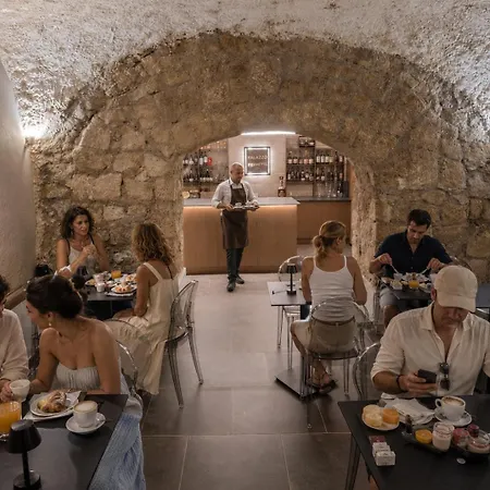 Alojamento de Acomodação e Pequeno-almoço Palazzo Ferretti - Herculaneum Ruins 4*