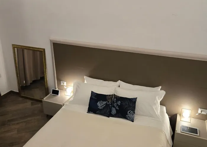 Alojamento de Acomodação e Pequeno-almoço Palazzo Ferretti 4*